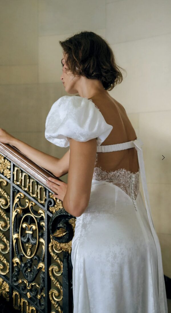Aurelia Gown - Size 6-8 - Image 2