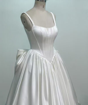Isadora - Gown - Size 8-12